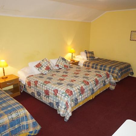 פואנטה ארנס Hostal Ovejero מראה חיצוני תמונה
