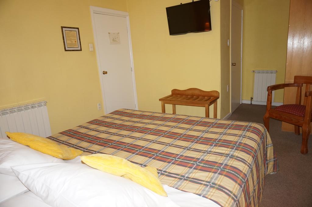 פואנטה ארנס Hostal Ovejero מראה חיצוני תמונה