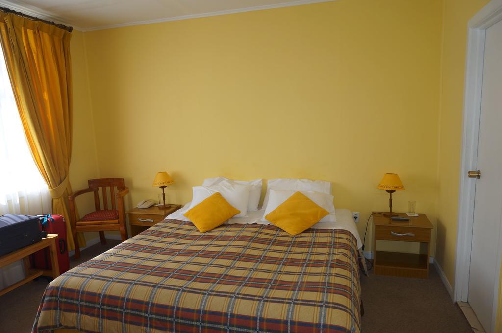 פואנטה ארנס Hostal Ovejero מראה חיצוני תמונה