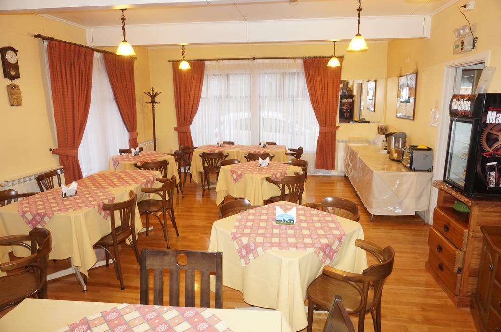 פואנטה ארנס Hostal Ovejero מראה חיצוני תמונה