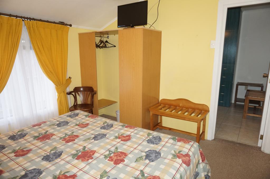 פואנטה ארנס Hostal Ovejero מראה חיצוני תמונה