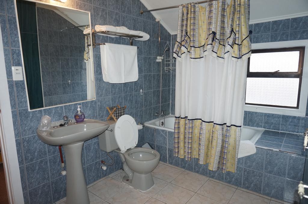 פואנטה ארנס Hostal Ovejero מראה חיצוני תמונה