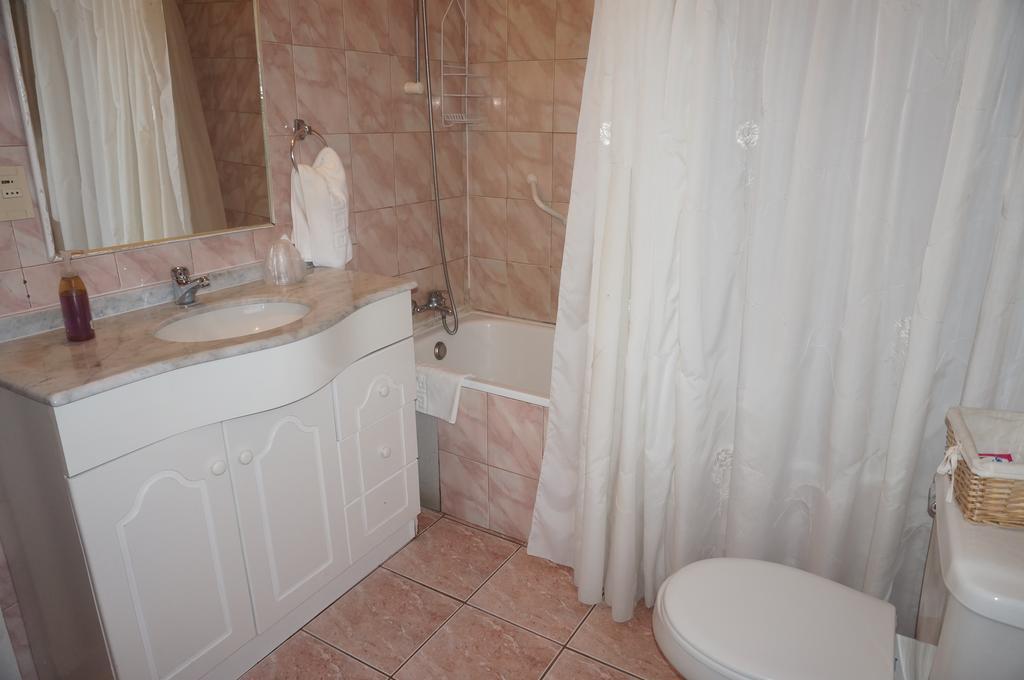 פואנטה ארנס Hostal Ovejero מראה חיצוני תמונה