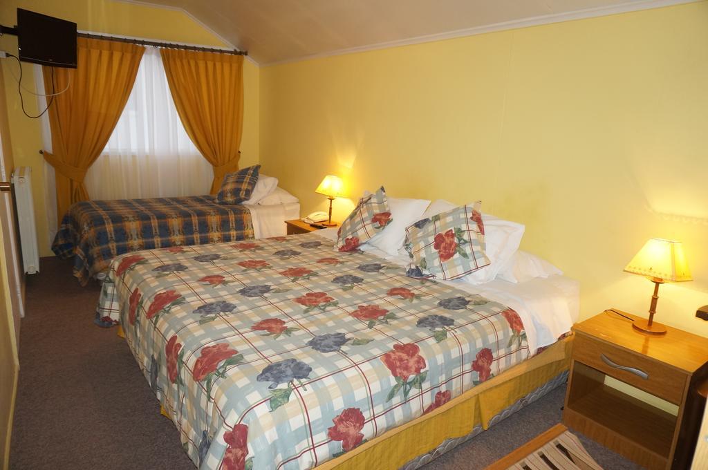 פואנטה ארנס Hostal Ovejero מראה חיצוני תמונה