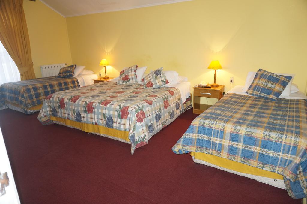 פואנטה ארנס Hostal Ovejero מראה חיצוני תמונה